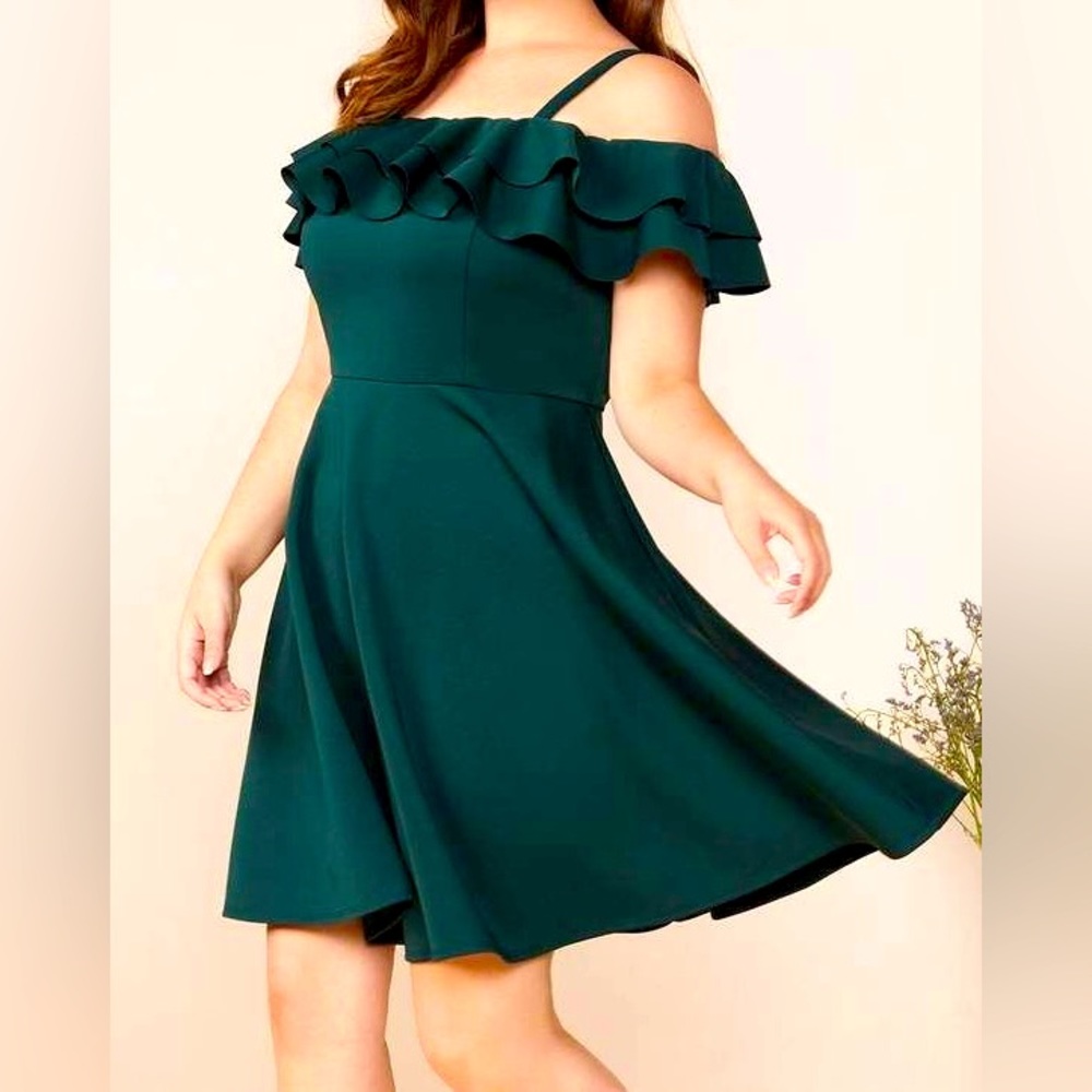 NWOT Shein Plus Cold Shoulder Layered Ruffle Foldover Dress; Green; Size 1XL